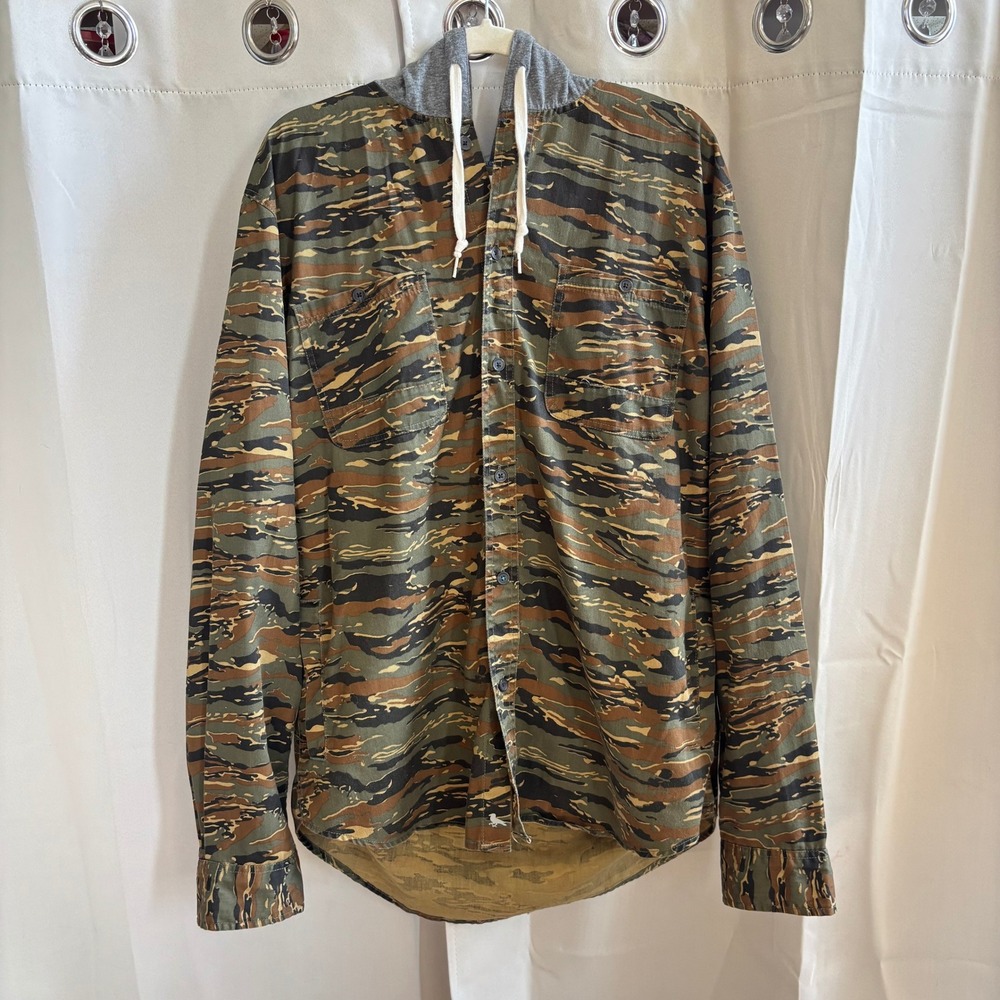 Modern Amusement Hooded Camo Shirt Jacket XL Tiger Stripe Button Military 21528